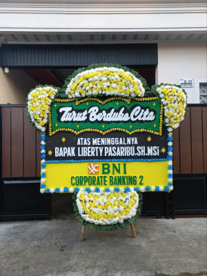 Papan Bunga Duka di Sembakung Atulai