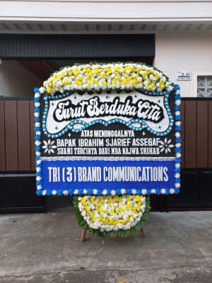 Papan Bunga Duka di Sembakung Atulai